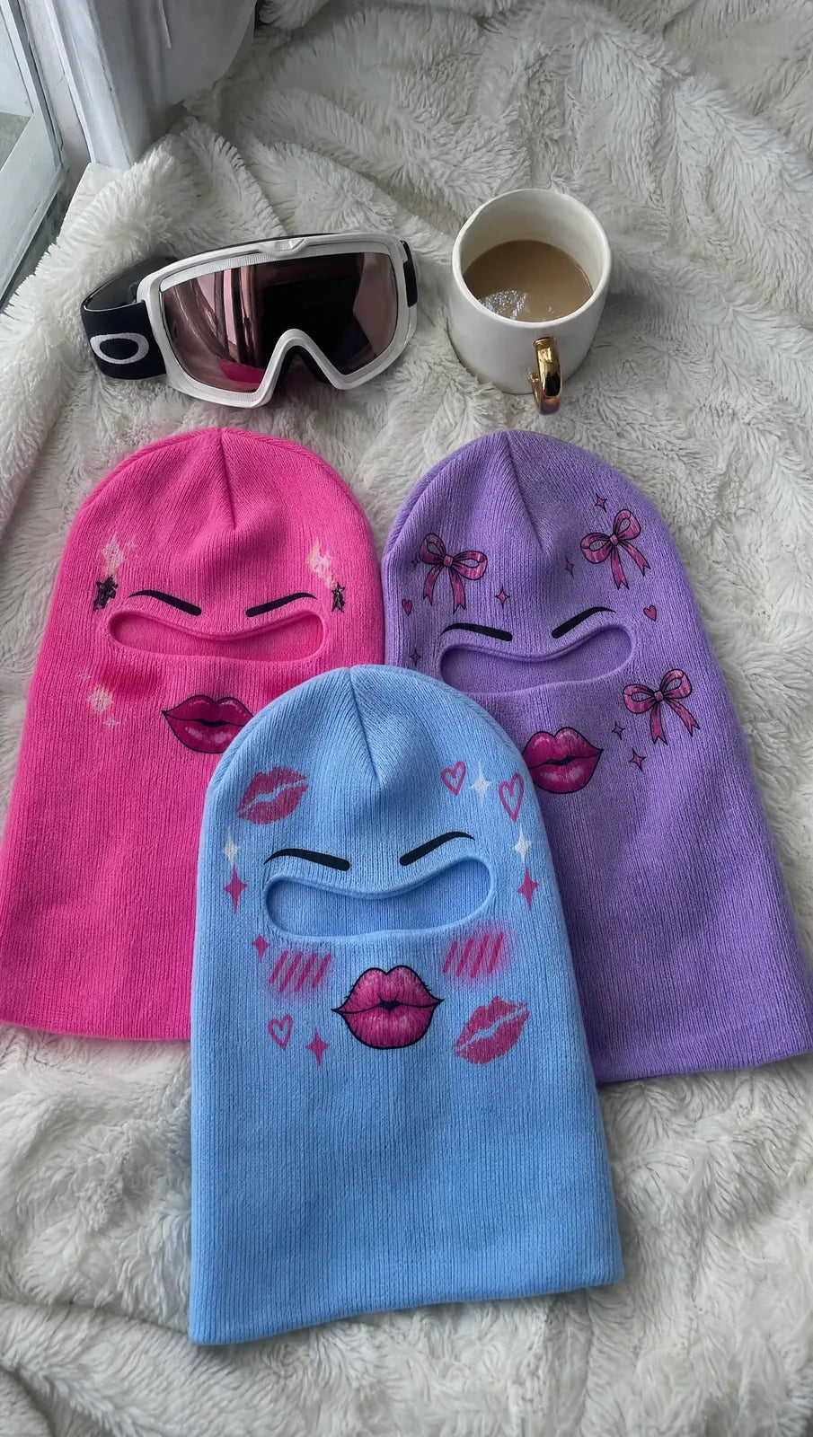 Pink Kiss ski mask